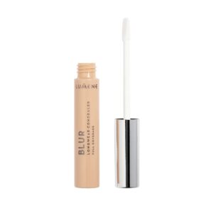 Blur Longwear Concealer długotrwały korektor z aplikatorem 8.5ml