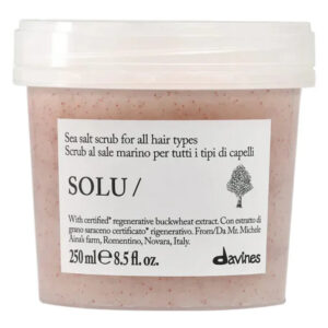 Essential Haircare SOLU Sea Salt Scrub głęboko oczyszczający peeling solny